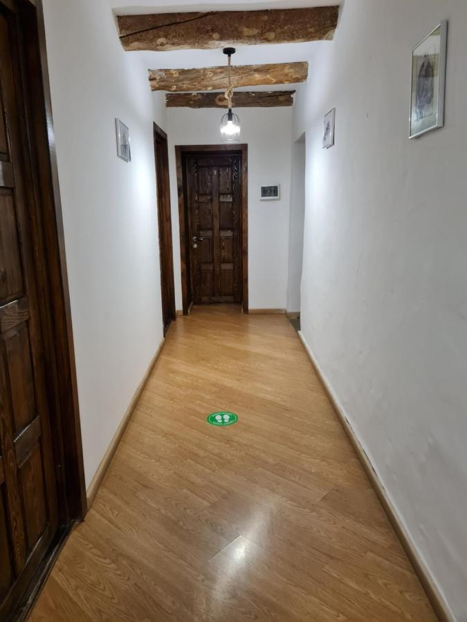 Guest House Shina Omalo Ngoại thất bức ảnh