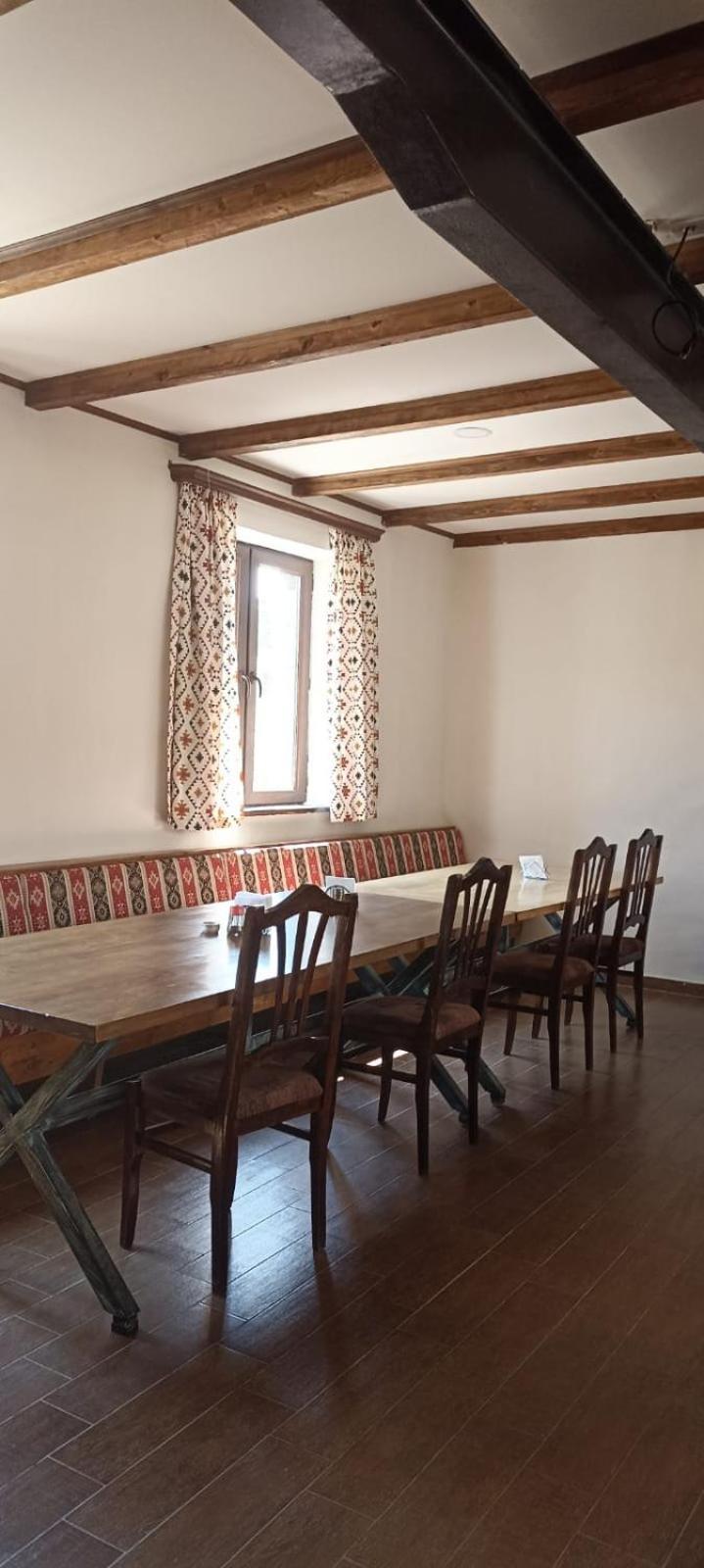 Guest House Shina Omalo Ngoại thất bức ảnh